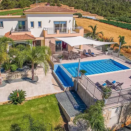 Villa Freedom *